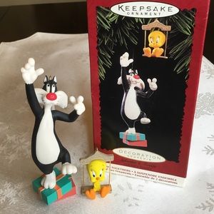 2 for $15! Hallmark Ornament - Sylvester & Tweety